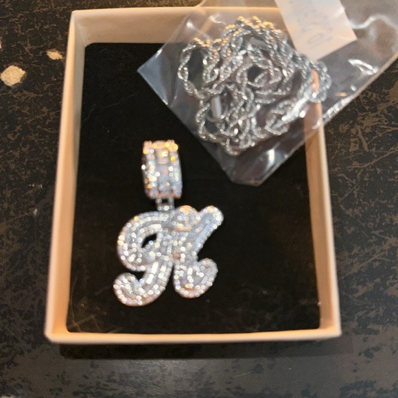 Letter K pendant with 16” chain - Picture 3 of 5